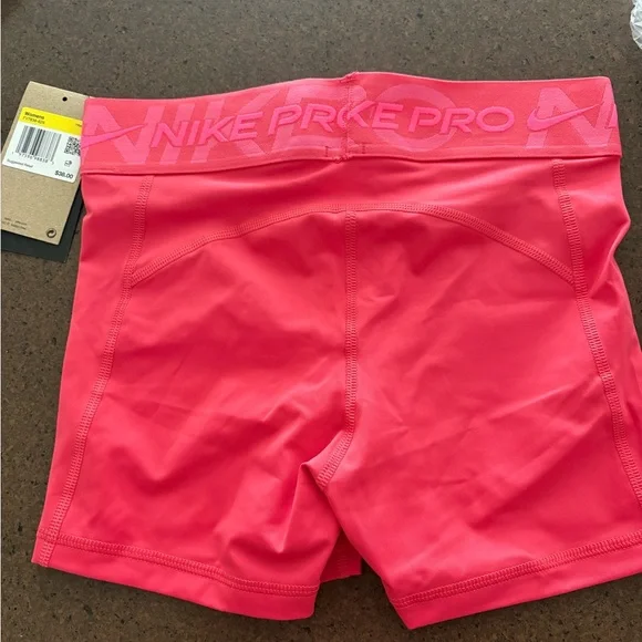 Nike Pro Coral Pink Shorts - Picture 2 of 2